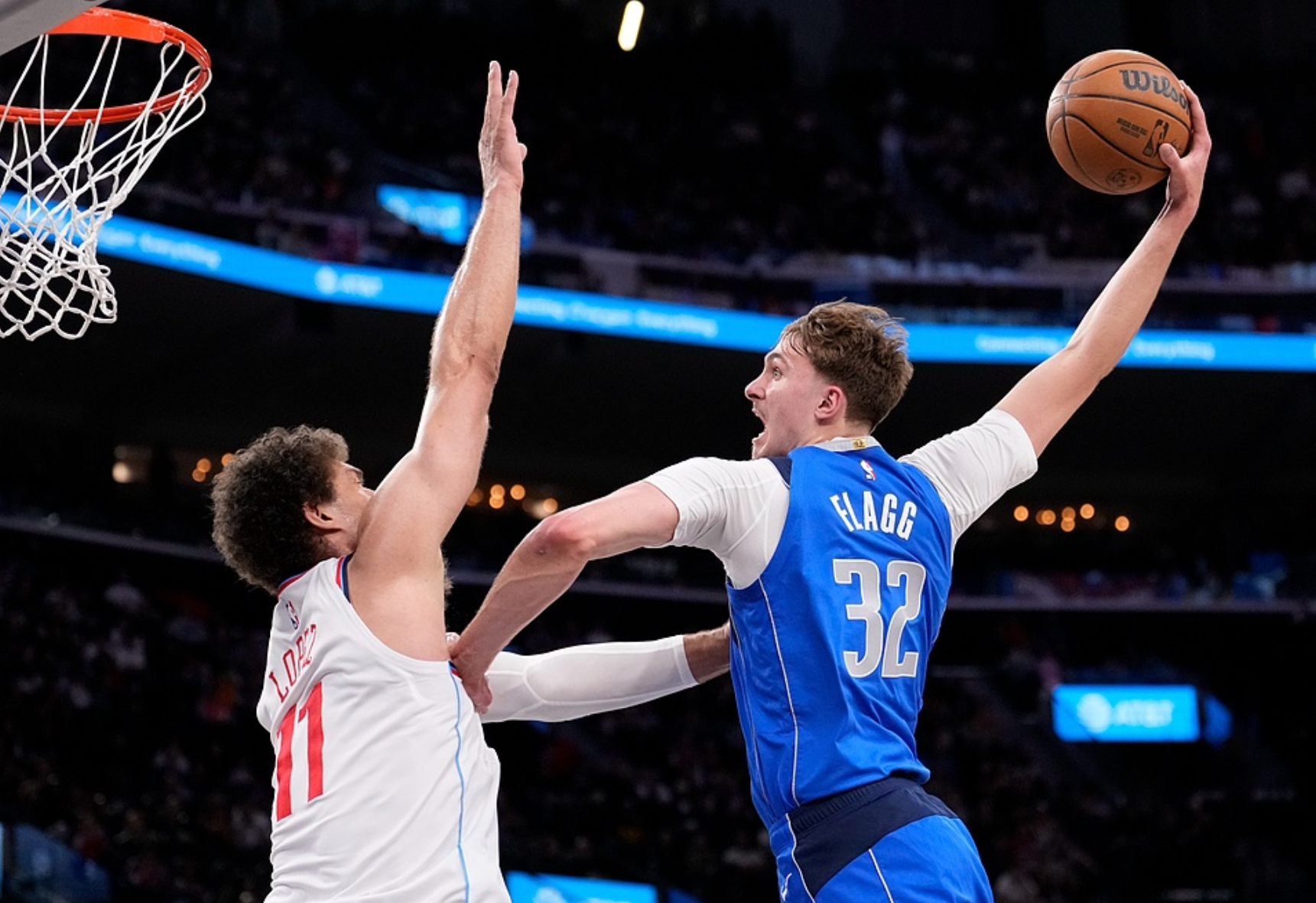 开云手机版-拒逆转!伦纳德34+4,弗拉格25+9,NBA纪录诞生,此战诞生4个事实